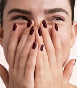 Pink Gellac - Sangria Red - Gellak - Vegan - Donkerrood - Creamy Finish - 15 Ml -Cosmetica Aanbiedingen 1050x1200 44