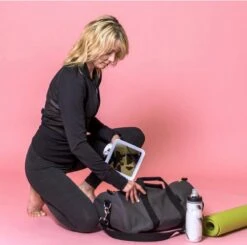 Melodii ML10X - Make Up Spiegel Met LED Verlichting - Scheerspiegel - 10x Vergroting - Met Tru-Daylight Verlichting - Voor Hem En Voor Haar -Cosmetica Aanbiedingen 1200x1189