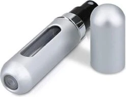 MaxedMore Navulbare Parfumverstuiver 5ml Rood/Licht Roze/ Oranje/Groen/ Blauw/ Grijs - 65 Keer Spraybare Parfum Verstuiver - Hervulbaar Tasverstuiver Voor Parfum - Meeneem Mini Geur Flesje Voor Op Reis - Lipstick Formaat Navulbaar Parfumflesje -Cosmetica Aanbiedingen 1200x928 1